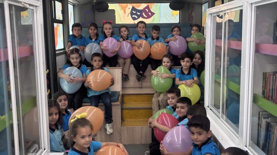 KAHRAMANMARAŞ BÜYÜKŞEHİR BELEDİYESİ GEZİCİ KÜTÜPHANE ARACI OKULUMUZDA